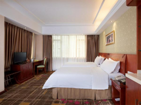 Отель Vienna Hotel Dongguan Hou street Wanda Plaza  Дунгуань